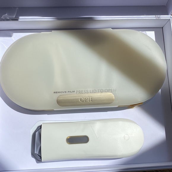 OPTE PRECISION SKINCARE SYSTEM - Picture 2 of 3